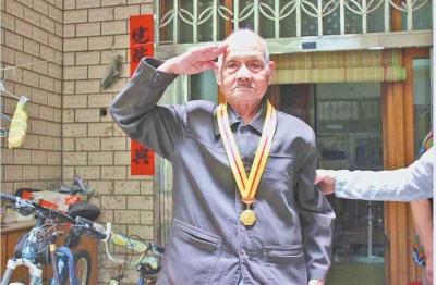 中國抗日戰(zhàn)爭紀念日前夕 慰問抗戰(zhàn)老兵憶崢嶸