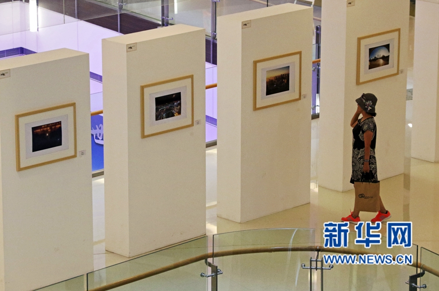 鄭州首個城市風光攝影展《鄭.城.長》開展 鄭州首個城市風光攝影展《鄭.城.長》開展